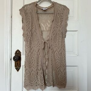 North Style Tie-Front Tan Tunic Sweater Sleeveless Macrame Knit Crochet Medium